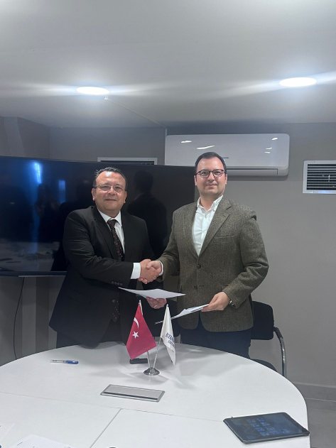 “The Istanbul School Of Reputation And Corporate Management Sciences” protokolü imzalanmıştır.