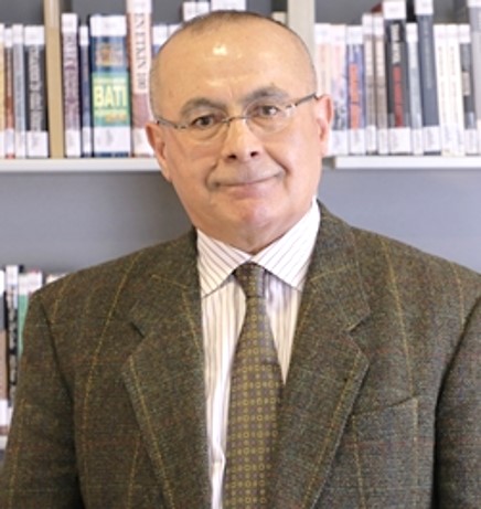 Dekan V.  Prof. Dr. Hasret ÇOMAK
