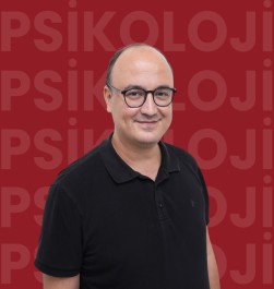 Dr. Öğr. Üyesi Levent KURT (*)