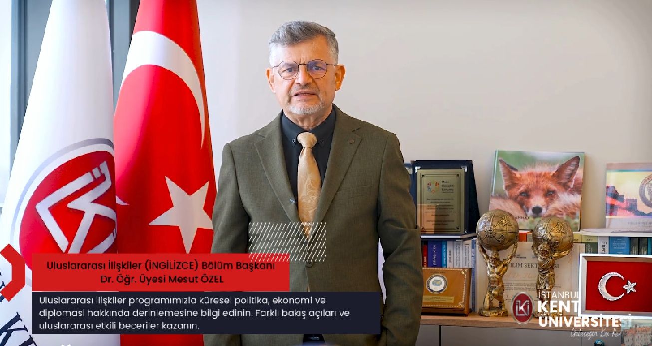 Uluslararası İlişkiler (İngilizce)