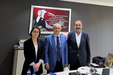 Üniversitemiz Rektörü Sayın Prof. Dr. Necmettin Atsü, Suadiye Hacı Mustafa Tarman Anadolu Lisesi’ne gerçekleştirdiği ziyaretle, yeni projenin müjdesini verdi.