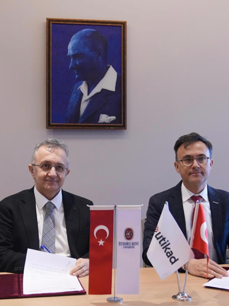 İstanbul Kent Üniversitesi ile Uluslararası Taşımacılık ve Lojistik Hizmet Üretenleri Derneği (UTİKAD) arasında 12 Şubat 2025 Çarşamba günü İş Birliği Protokolü imzalanmıştır.