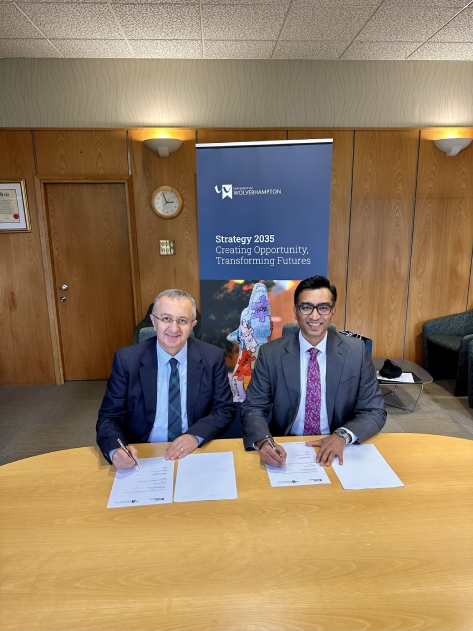 University of Wolverhampton ile İstanbul Kent Üniversitesi arasında ikili akademik iş birliği anlaşması imzalanmıştır.